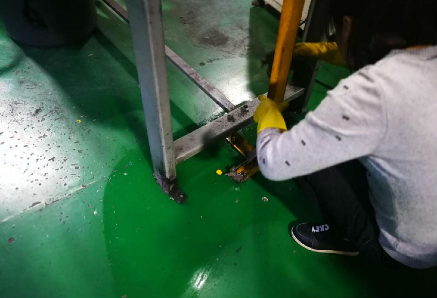 新龙县工厂保洁清洗案例